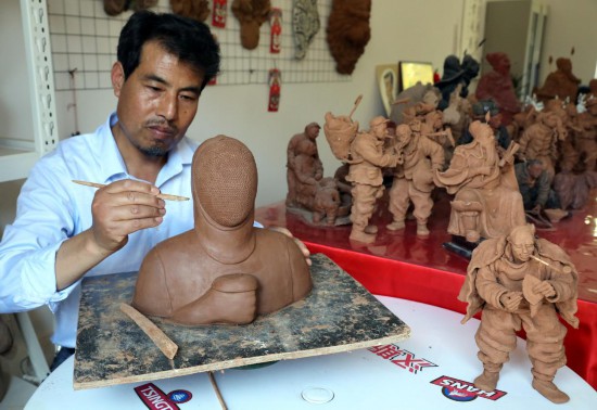 凤翔泥塑：小“泥货” 大作为