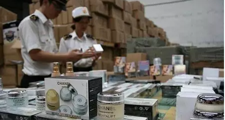 防伪商标不防伪，假冒商品涌入市场，天津人你